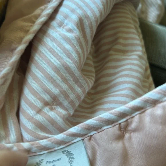 Papier & Chaud Pink & White Striped Reversible Twin Comforter. - Picture 6 of 10